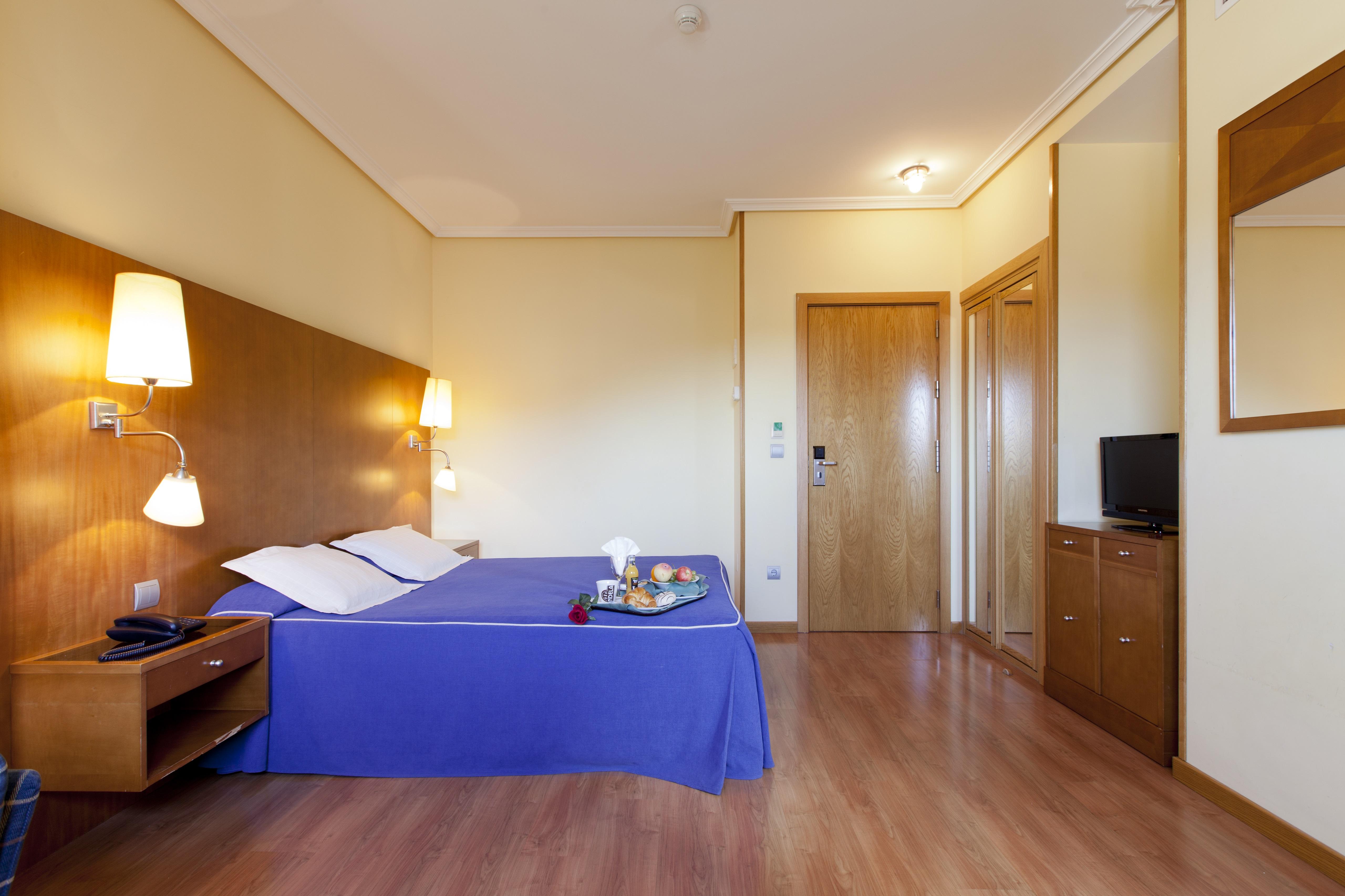 Hotel Galaico Кольядо-Вільяльба Екстер'єр фото